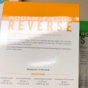 Rodan + Fields Reverse Brightening Kit